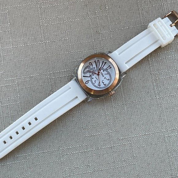 TOCS Wristwatch Gold Tone Case Quartz Analog Unisex Watch White Rubber Band - Picture 8 of 11